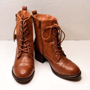 lace up ankle bootie